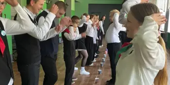 НЕТ МОБИЛЬНЫХ ТЕЛЕФОНОВ!