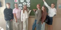 ⛳️Жарко от накала страстей было и на другой игровой площадке, где гимназисты 9 "А" класса проверяли свои знания