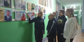 Помни их имена": подвиг лётчика Владимира Карвата