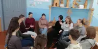 Гимназисты 9 "А" класса настаивают: сегодня - отличный день, чтобы бросить курить