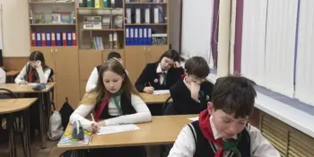 Классный час "Я - архитектор своих отношений" о том, как мы строим отношения с окружающими.