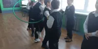 Вихрь с обручем: подвижная перемена, которая заряжает