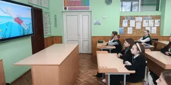 Один неверный шаг. Одна секунда беспечности. И вода уже диктует свои правила…