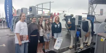 Будущее начинается с земли, а любовь к ней - в лагере „Хобби-Фест"